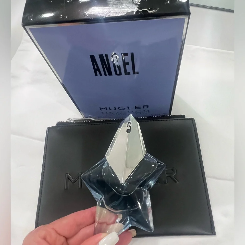 MUGLER ANGEL EAU DE PARFUM 1.7 FL OZ  Open Box and Pouch - Picture 2 of 7